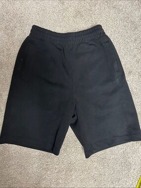 Uniqlo Baggy Black Sweat Shorts